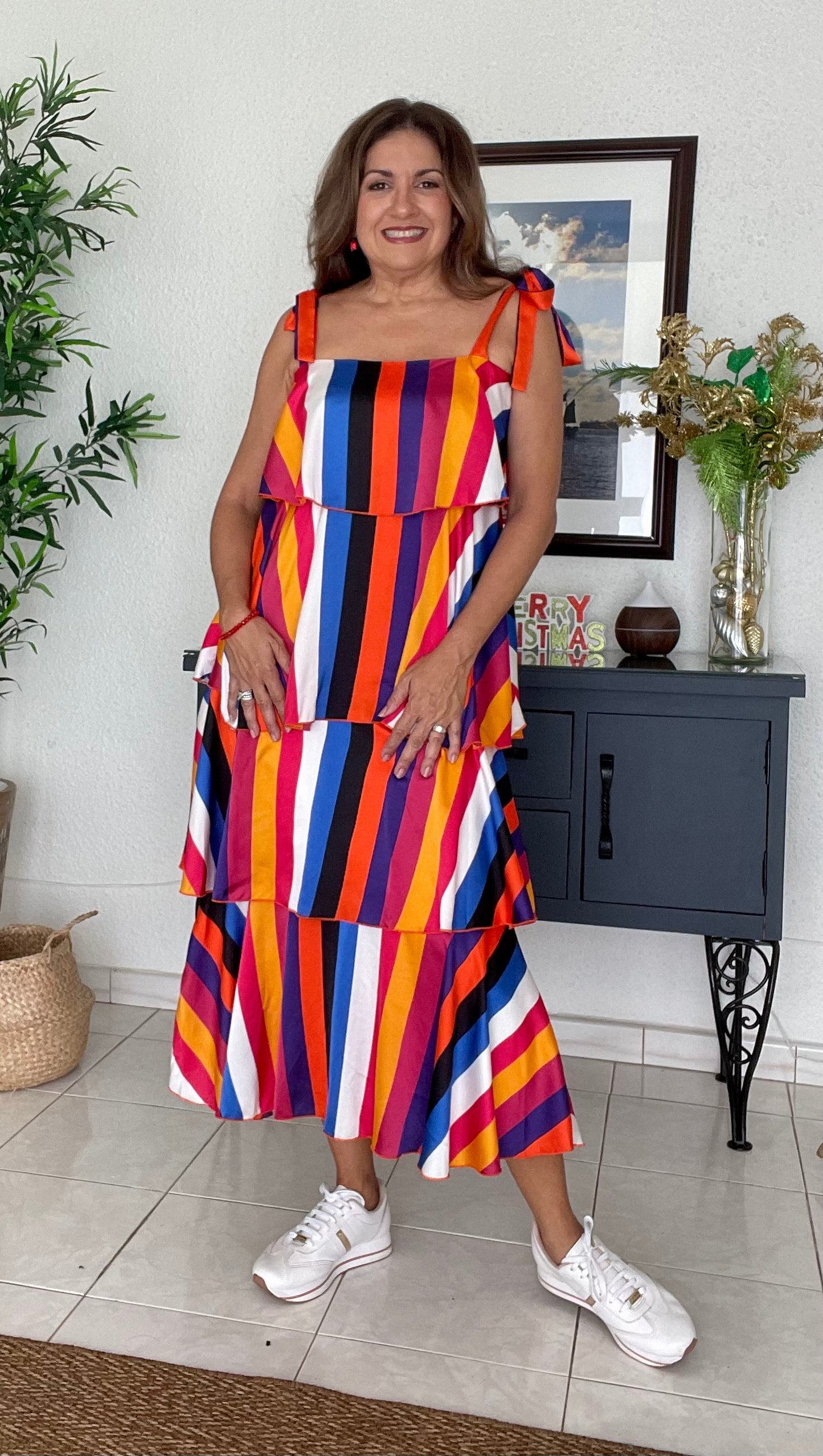 Multi color midi dress, fun and comfortable look.