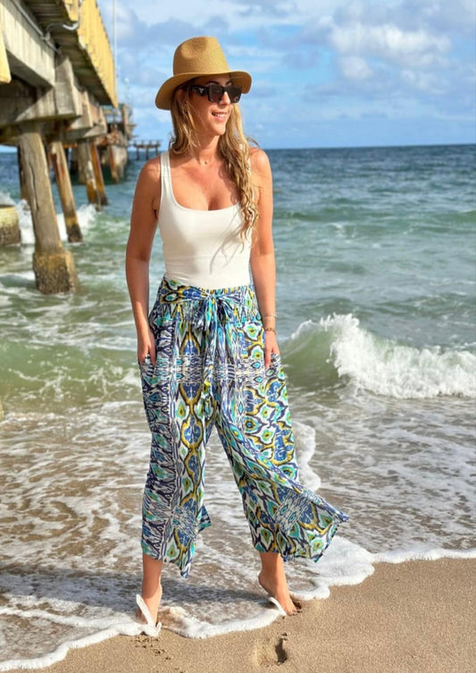 Pantalón Tropical Azul Azteca. Comodidad y frescura en tus salidas de verano.