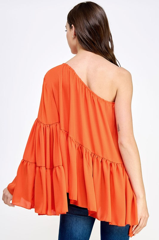 Voluminous Top for a fun look
