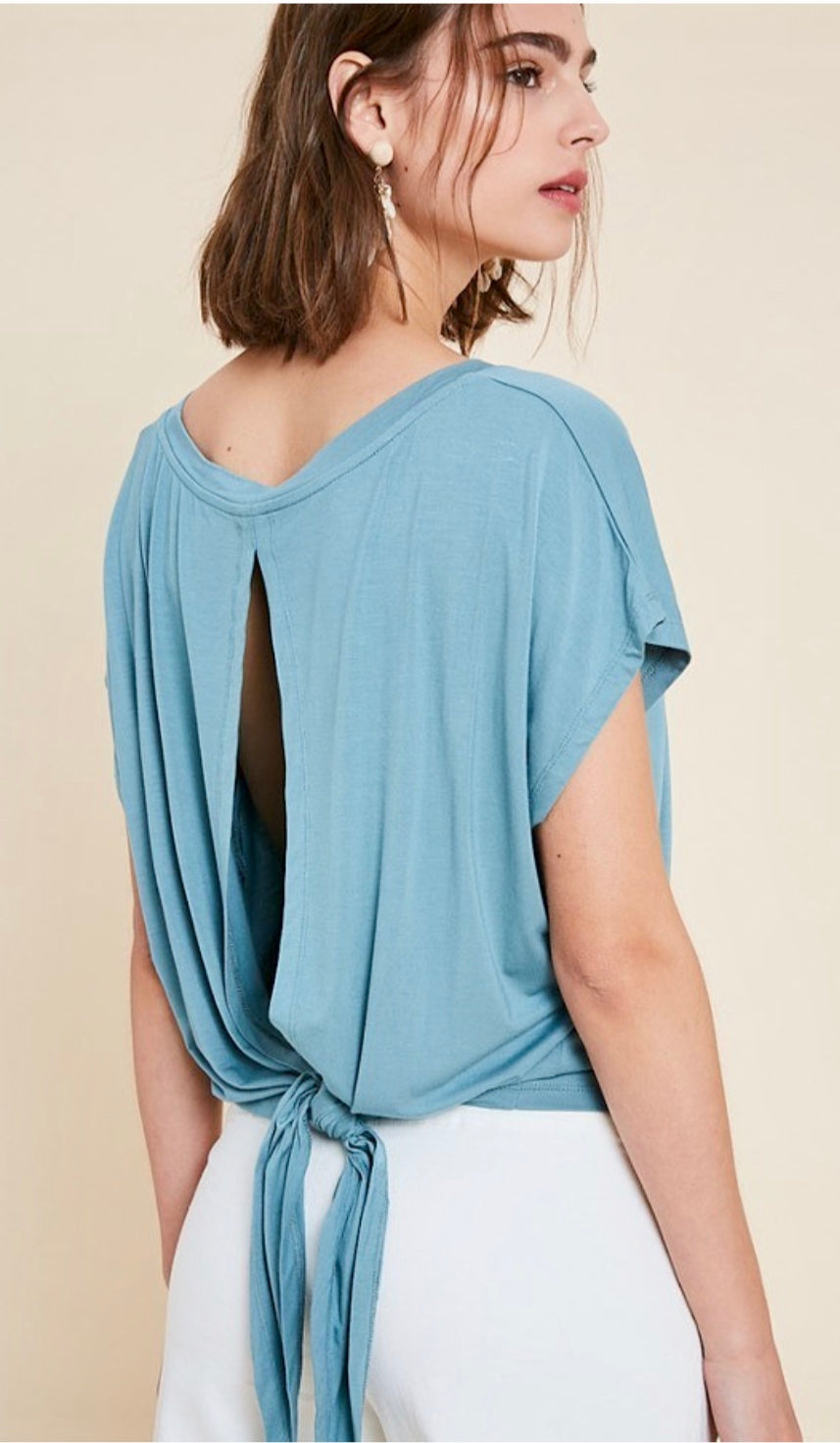 Open back t-shirt for outdoor fun activities.