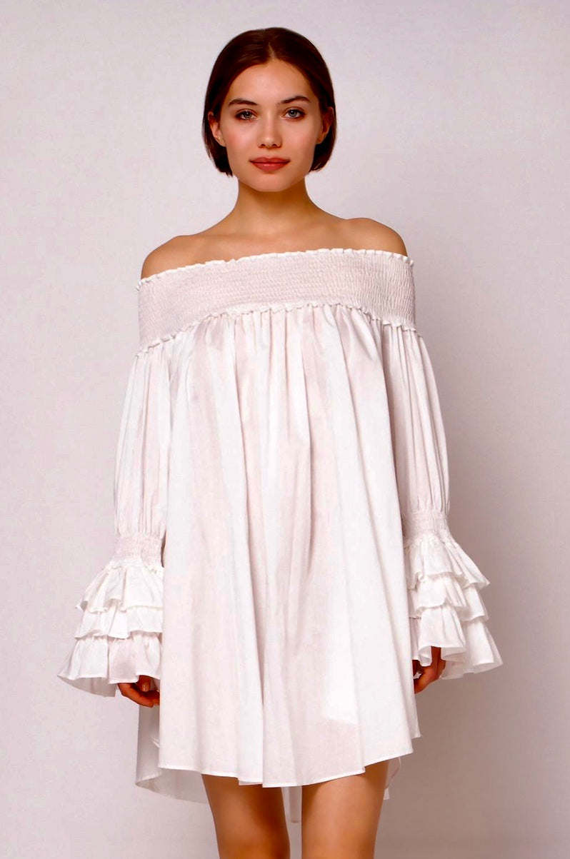 Off shoulder tunic, so elegant and feminine, such a romantic look.