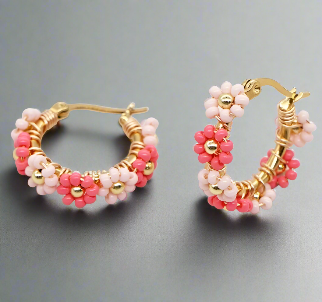 Daisy hoop earrings, for that simple and delicate look.