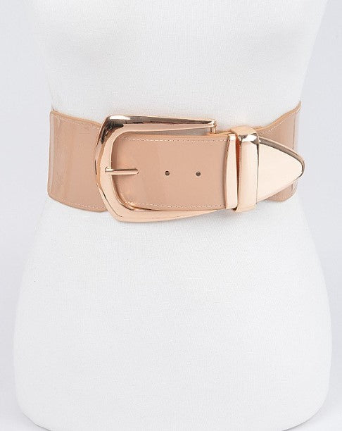 Big Buckle Belt to define your waist.